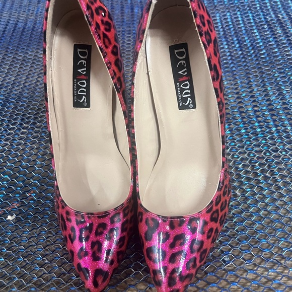 Devious Pink Leopard Heels by Pleaser - Picture 5 of 5